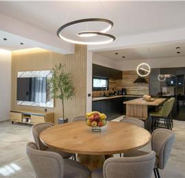 4 bedroom villa with pool, Chalikounas, sleeps 8